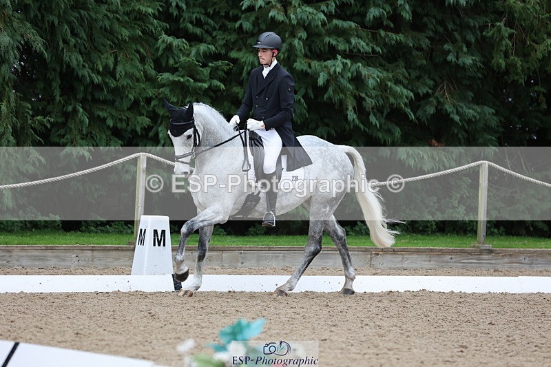 241024-155729-04960 - 236-Musa.Hussain-LIQUID.LUCK