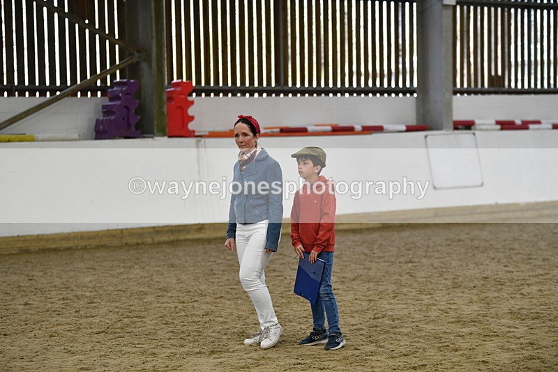 WJ5_6190 - Class 9 Ridden Veteran