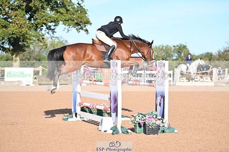 231015A-095559-07094 - Cls 28 Newcomers & 1.10m Open