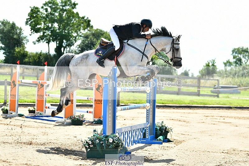 230720A-103823-01917 - Cls 5, 2 Star Medium 1.35m