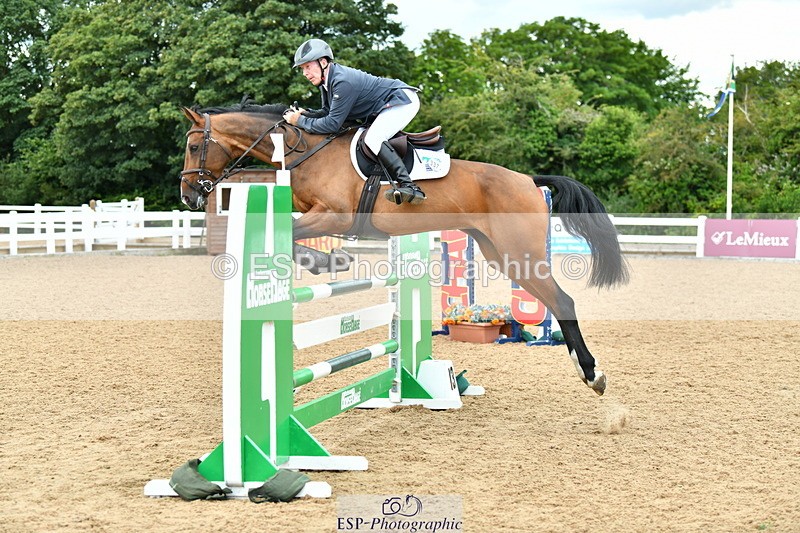 230721A-132358-06511 - Cls 14, 1 Star Bronze 1.10m