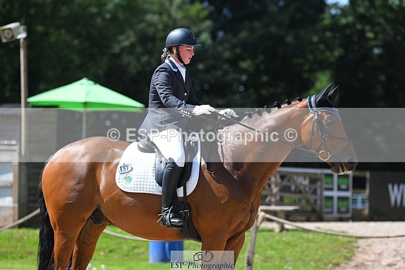 230811-124637-01395 - Cls 4 Adv Medium Silver