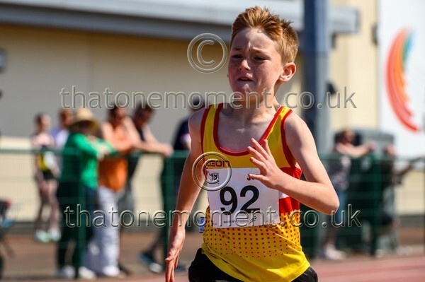 West25Sat-927071 - Track Male