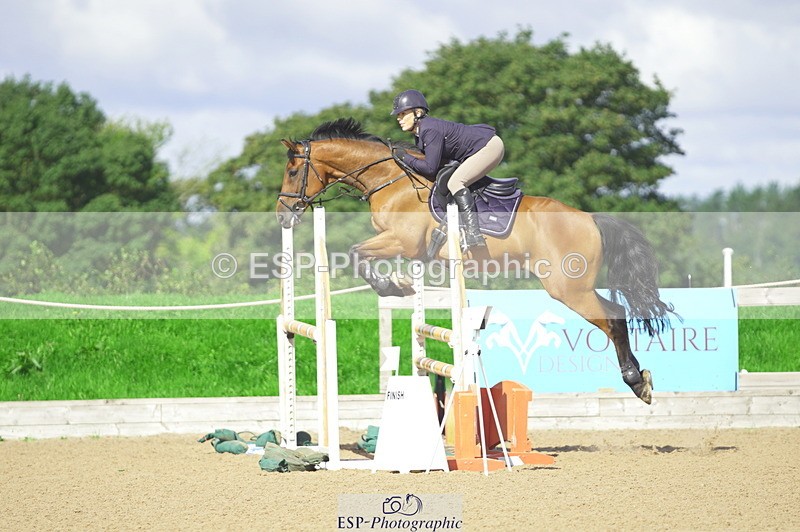 230806A-100440-00923 - Cls 12 Snr 1.05m