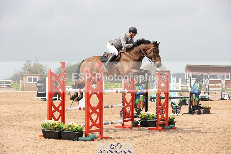 250424-114600-05044 - Cls 1 - 2 Star Small Tour