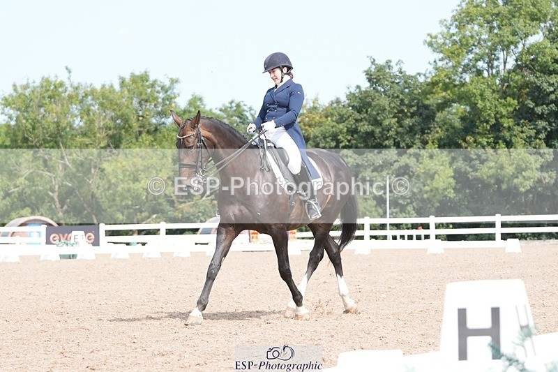 250815-112255-00823 - 013-Chloe.CocksIndulgence