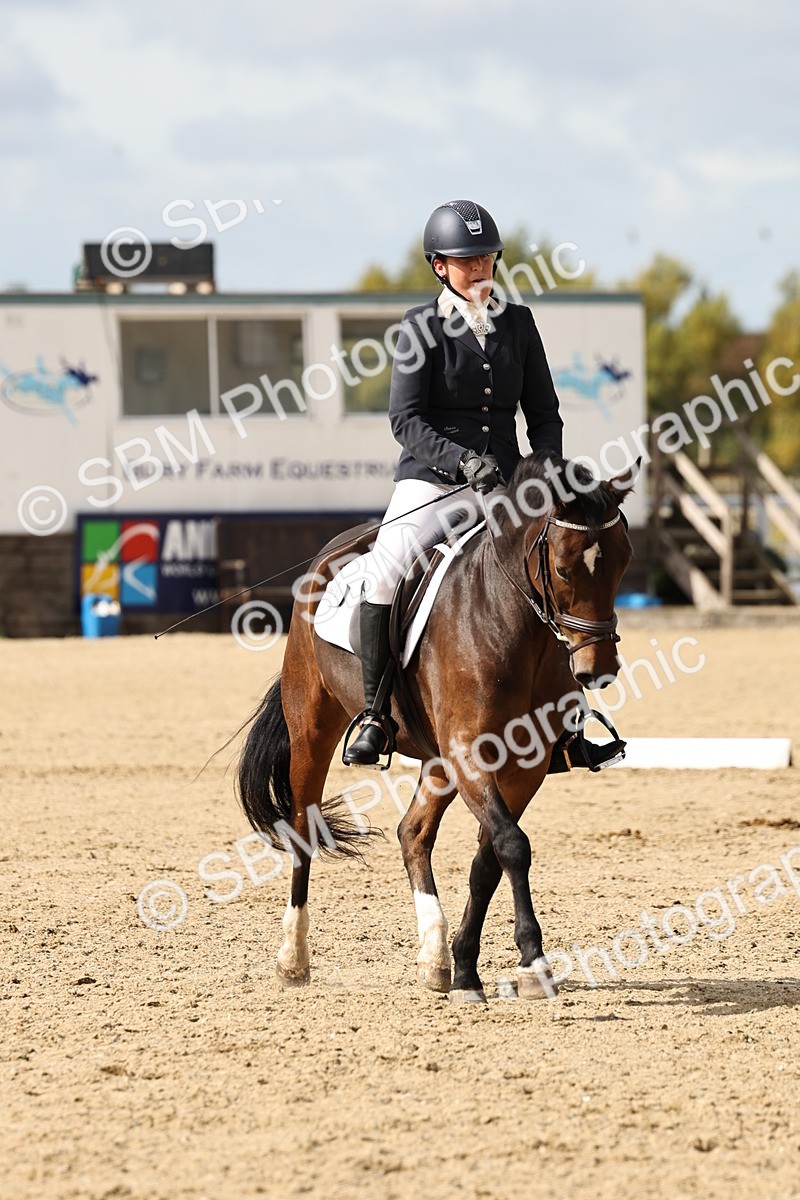SBM_004663 - Class 69 - Novice 2