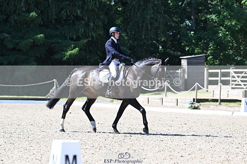 250522A-103404-03139 - A-012-Archie.Tulloch-ZIPPED.UP