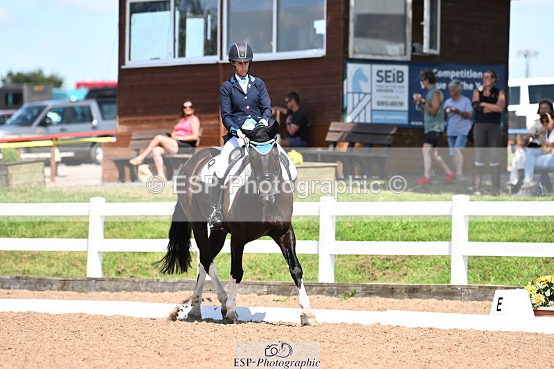 240816A-141901-05551 - 275-Alys.Matravers-Tiger.Mazariti