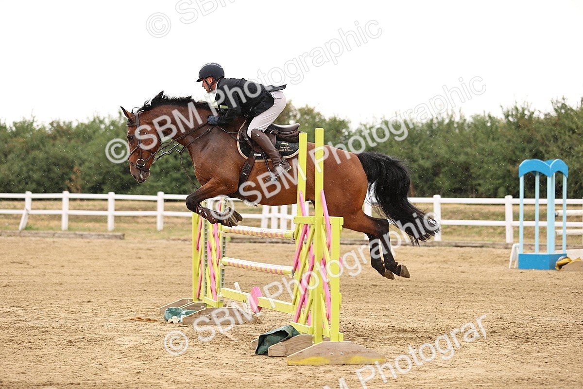 SBM_026498 - Class 12 - Amateur Championship Qualifier 1.05m