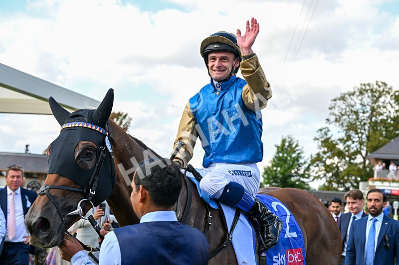 220826-Race 1-Archivist-9374 - Race 1 13.50pm Sky Bet Strensall Stakes