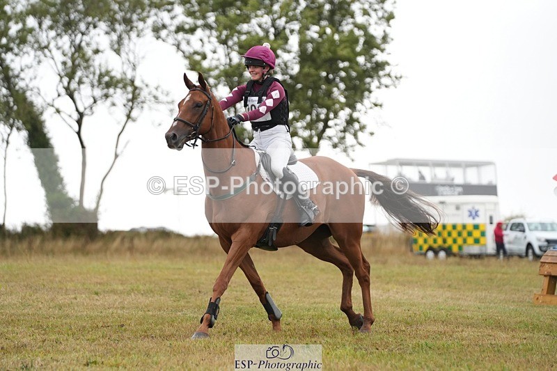 250830-110525-00952 - E-206-Georgie.Selley