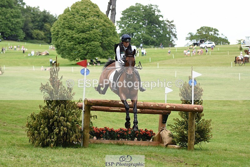 230528-150352-18086 - 487-MGH_GRAFTON_STREET-Pippa_Funnell-XC