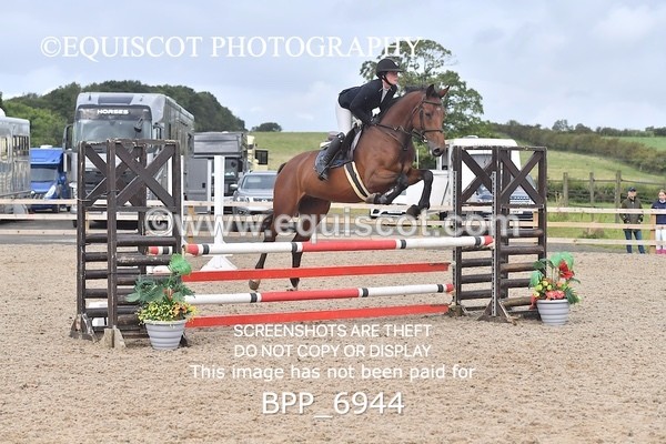 BPP_6944 - CLASS 2 Senior British Novice/ 90cm Open