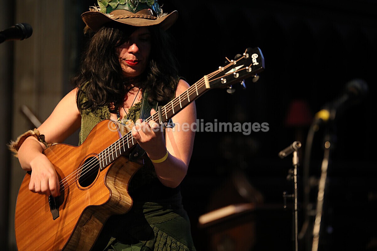 FOLK N BLUES-377 - FOLK and BLUES SEPT 2022