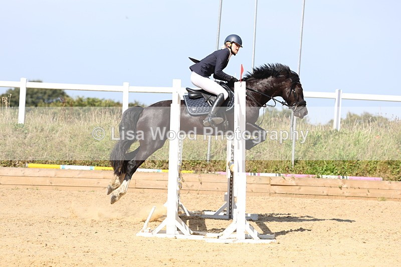 3E7A1284 - Class 8: 80cm Junior