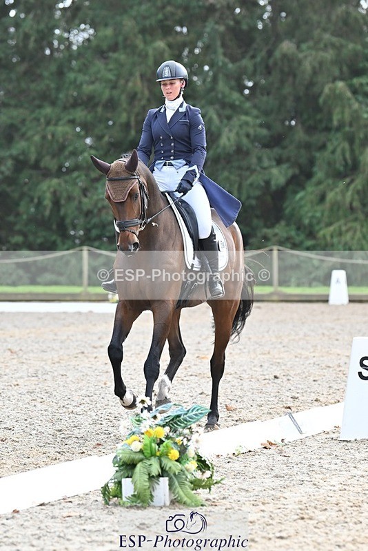 231019-143755-04561 - 125-KINDA.CORVETTE-Dani.Evans-DR