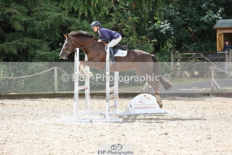 250829A-122933-01661 - Cls 7 British Novice and 90cm