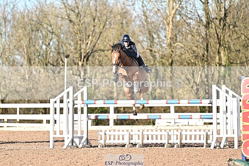 251203-134418-00705 - Cls 5 Foxhunter and 1.20m Open