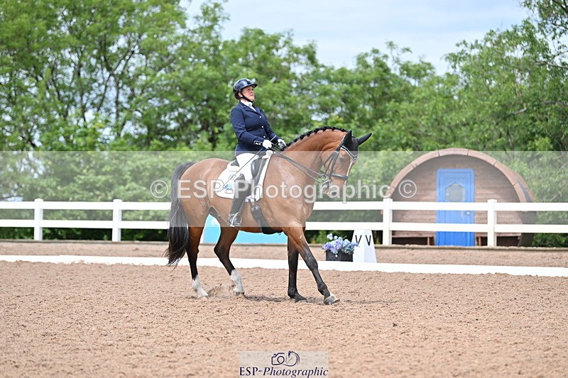 240622A-130038-10633 - Cls 37 BD Music Adv Medium