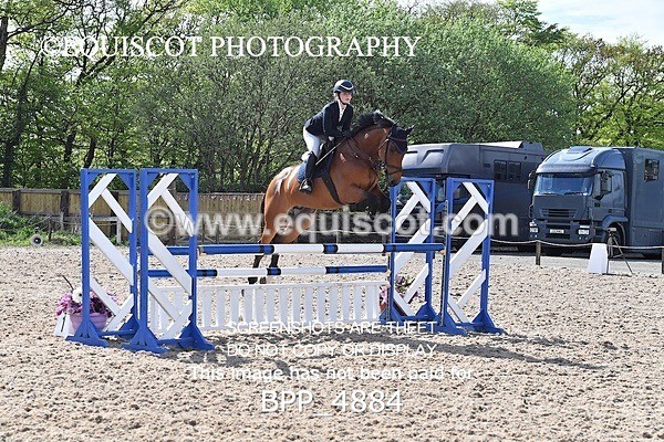 BPP_4884 - SUN CLASS 25 Senior Newcomers/ 1.10m Open