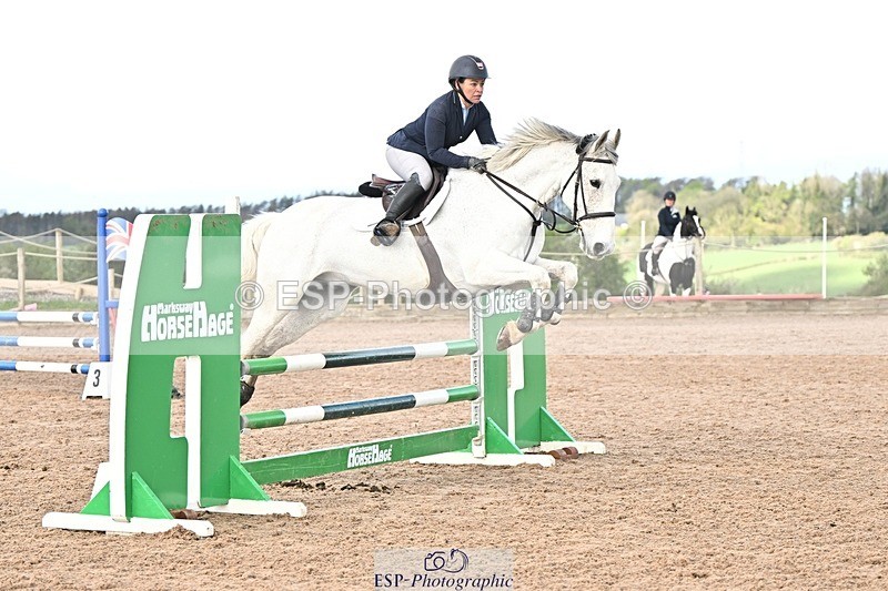 250416-095838-00169 - Cls 1 British Novice and 90cm