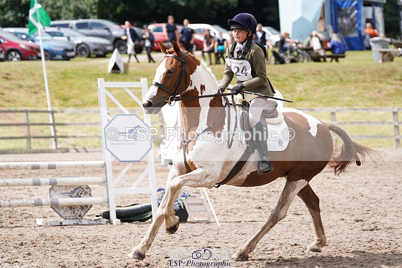 240824X-121212-23912 - 80cm Round 1 12.00 to 13.00