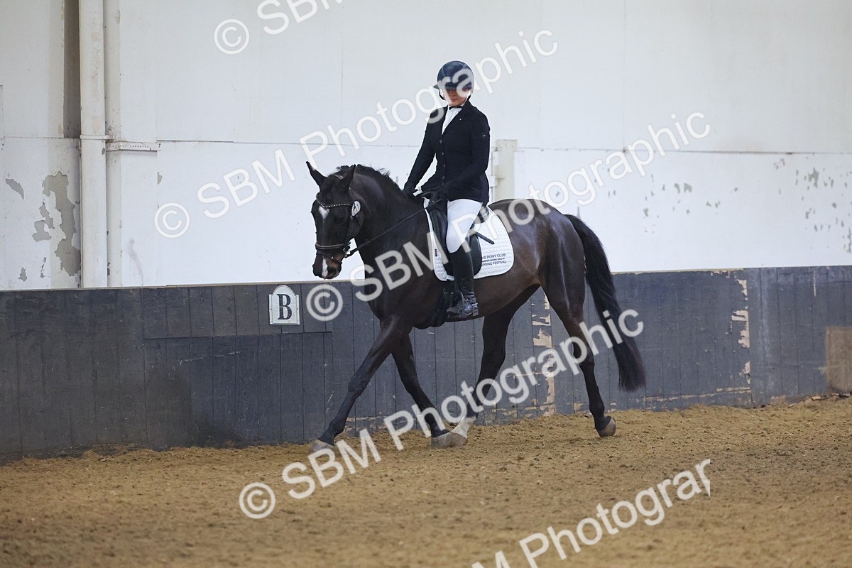 SBM_003136 - Class 9-10 - MQ U21 Open Novice 1