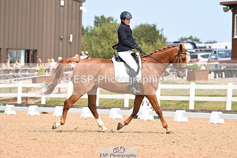 250816-134238-04900 - 080-Elizabeth.StoneZiggy