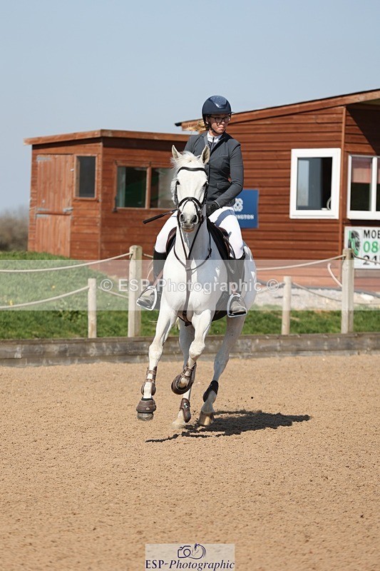 250402-120218-00467 - Cls 4 Newcomers and 1.10m Open