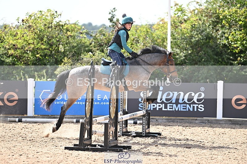 250821B-154350-00599 - Group B - Danielle