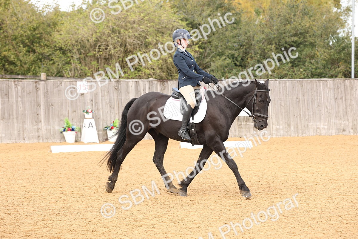 SBM_40664 - D6 - Small Tour Championship Intro 4