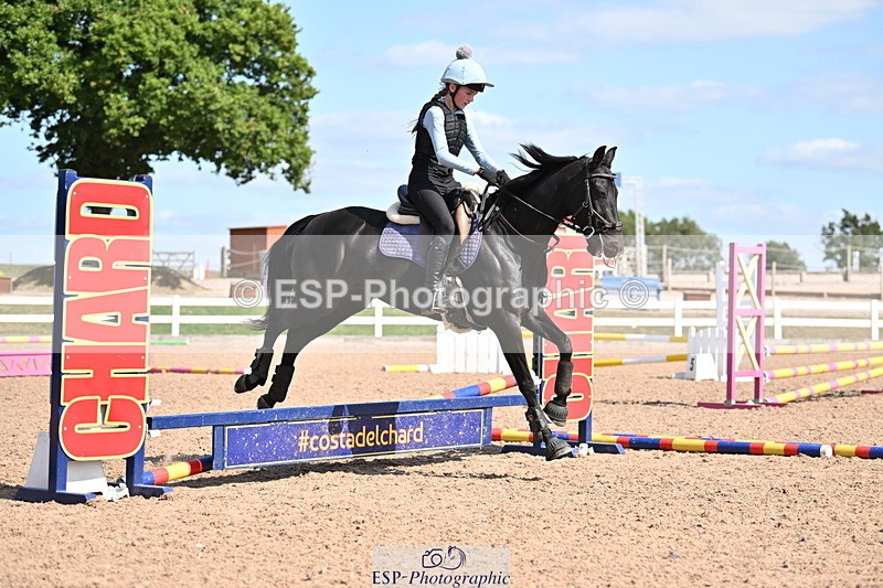 250821B-153620-00575 - Group B - Danielle