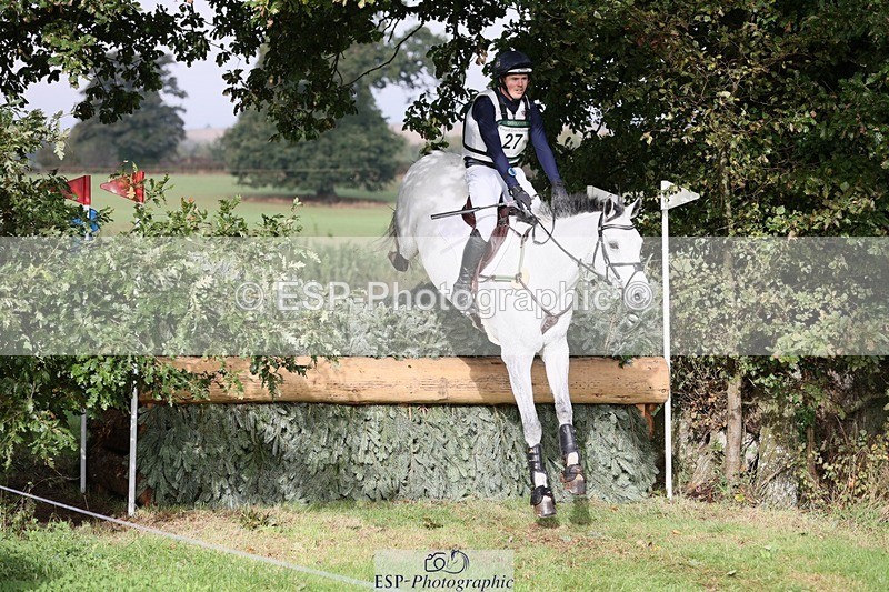 231020-105119-06266 - 027-IE.MR.MCGREGOR-Will.Furlong-XC