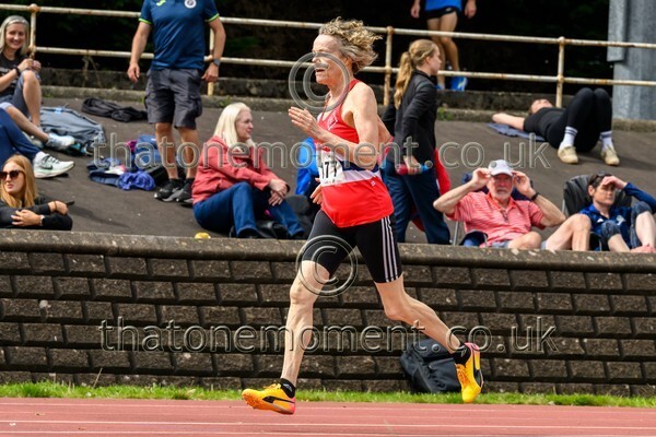 CEM26-914023 - Track Female Set Two