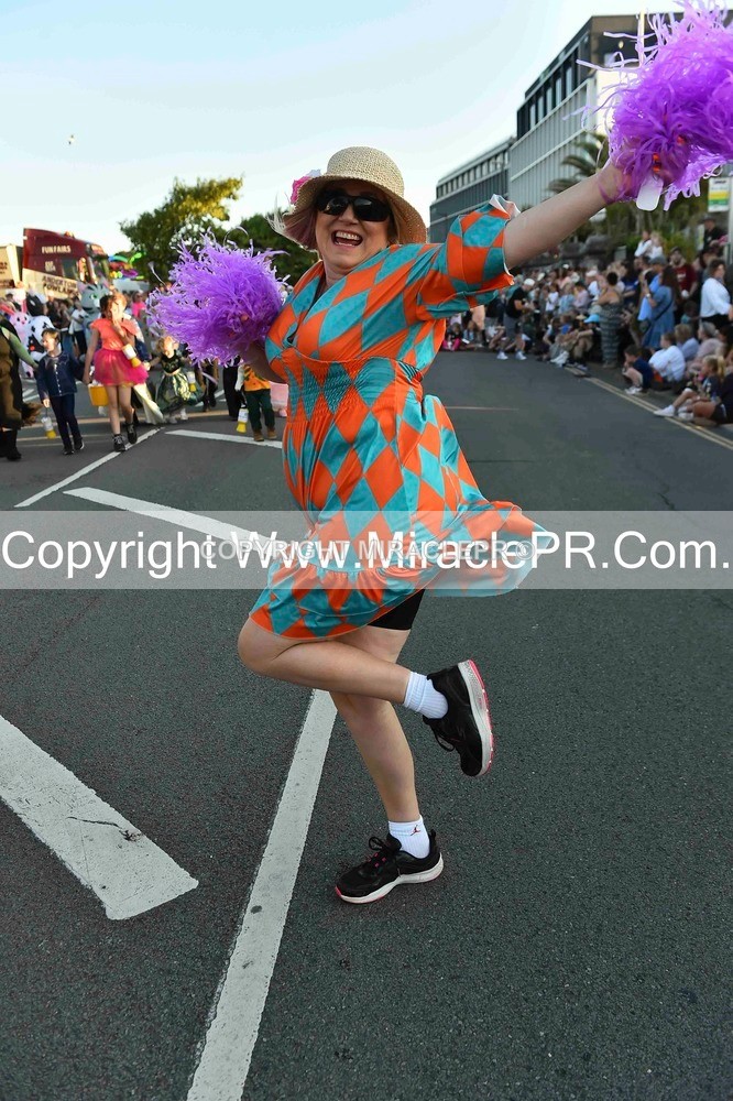SH4_3683 - Carnival Procession.