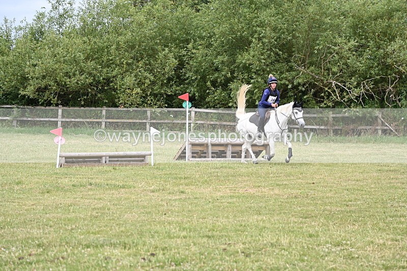 WJ6_6449 - 60cm XC Time 10:17 to 10:49