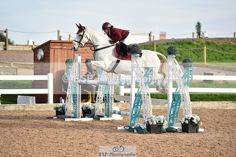 231015A-161352-09269 - Cls 27 1.10m Amateur Q 2nd R