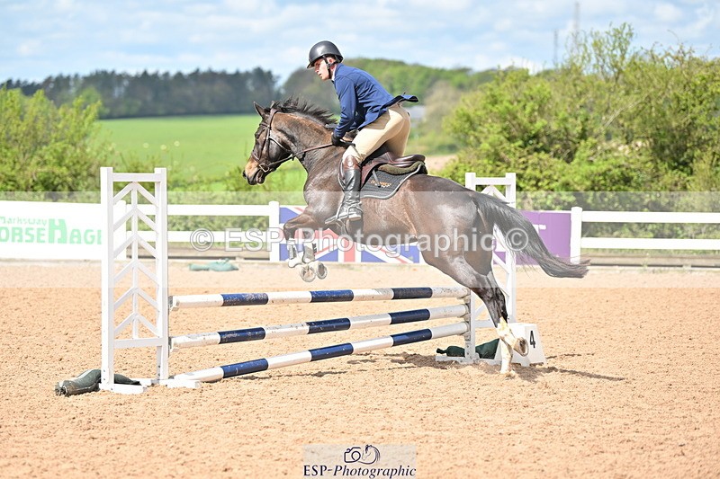 240504A-111450-00585 - Cls 14 & 15 Club & Schools 70cm