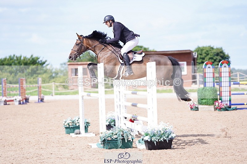 240802A-105148-03697 - Cls 15 Foxhunter