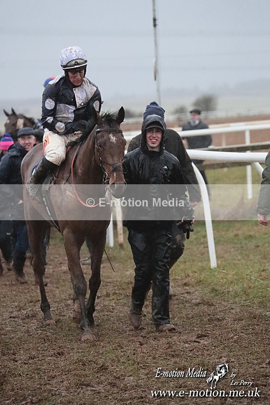 PtP 260125 1119 - Cocklebarrow Point-to-Point racing with the Heythrop Hunt 26/01/25