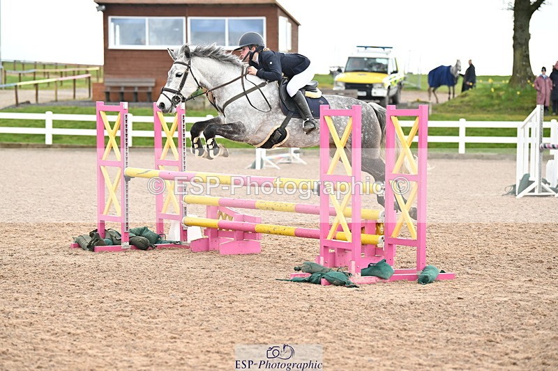 240310A-105918-02198 - Cls 4 Pony Discovery and 90cm Open