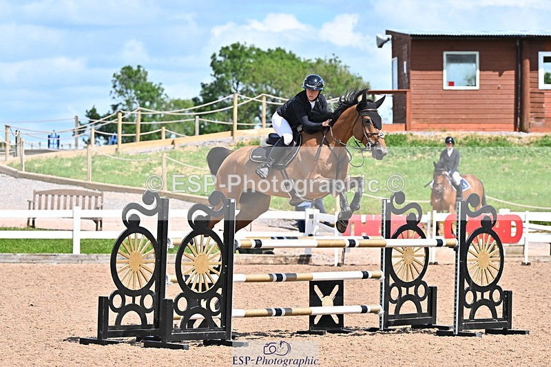 240619A-152608-00803 - Cls 5 Snr Foxhunter and 1.20m Open
