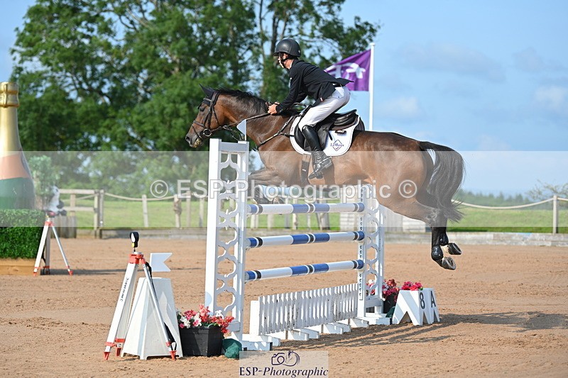 230721A-091016-04882 - Cls 2, 2 Star Small 1.30m