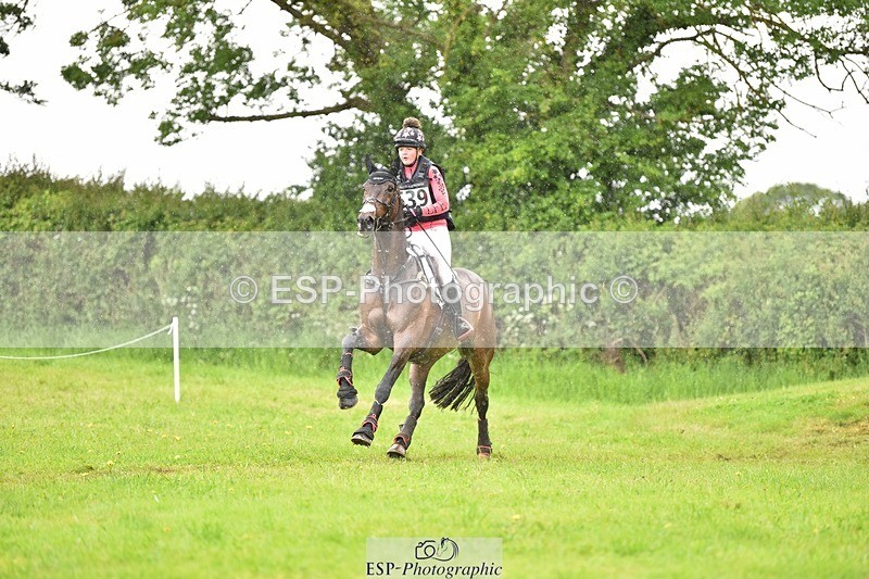 240526-134424-22622 - 539-PURE_TRENDSETTER-Ellie_Fredericks