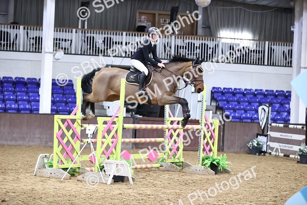 SBM_005357 - Class 17 - Senior Newcomers 1.10m