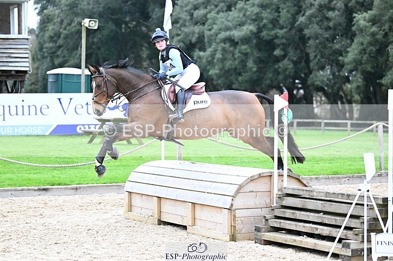 241116-151357-02166 - Cls 4 100-105cm