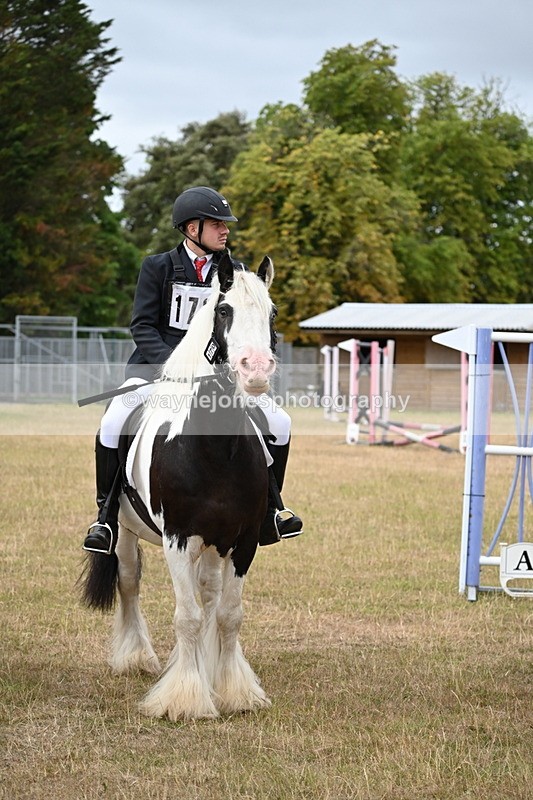 WJ6_7664 - Class 9 Tack and Turnout