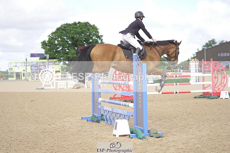 230806A-111616-01546 - Cls 13 Snr Newcomers & 1.10m Open