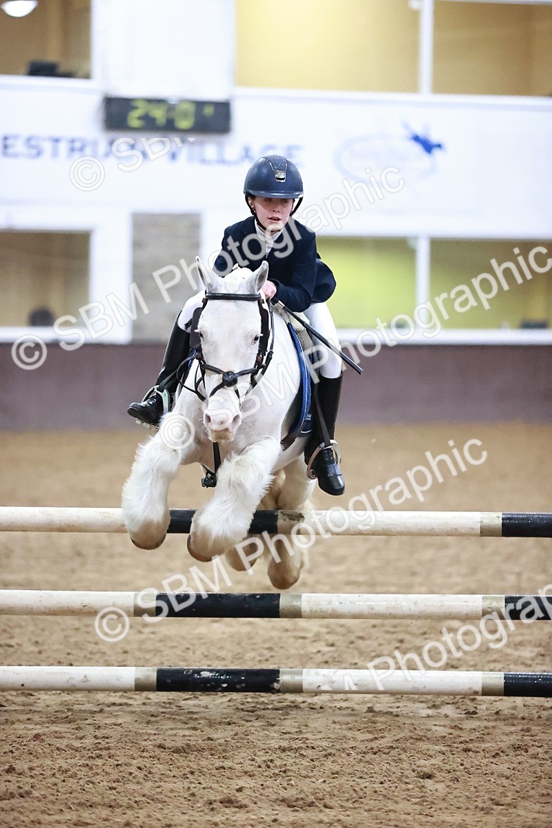 SBM_001648 - Class 9 - Pony Intro 75cm